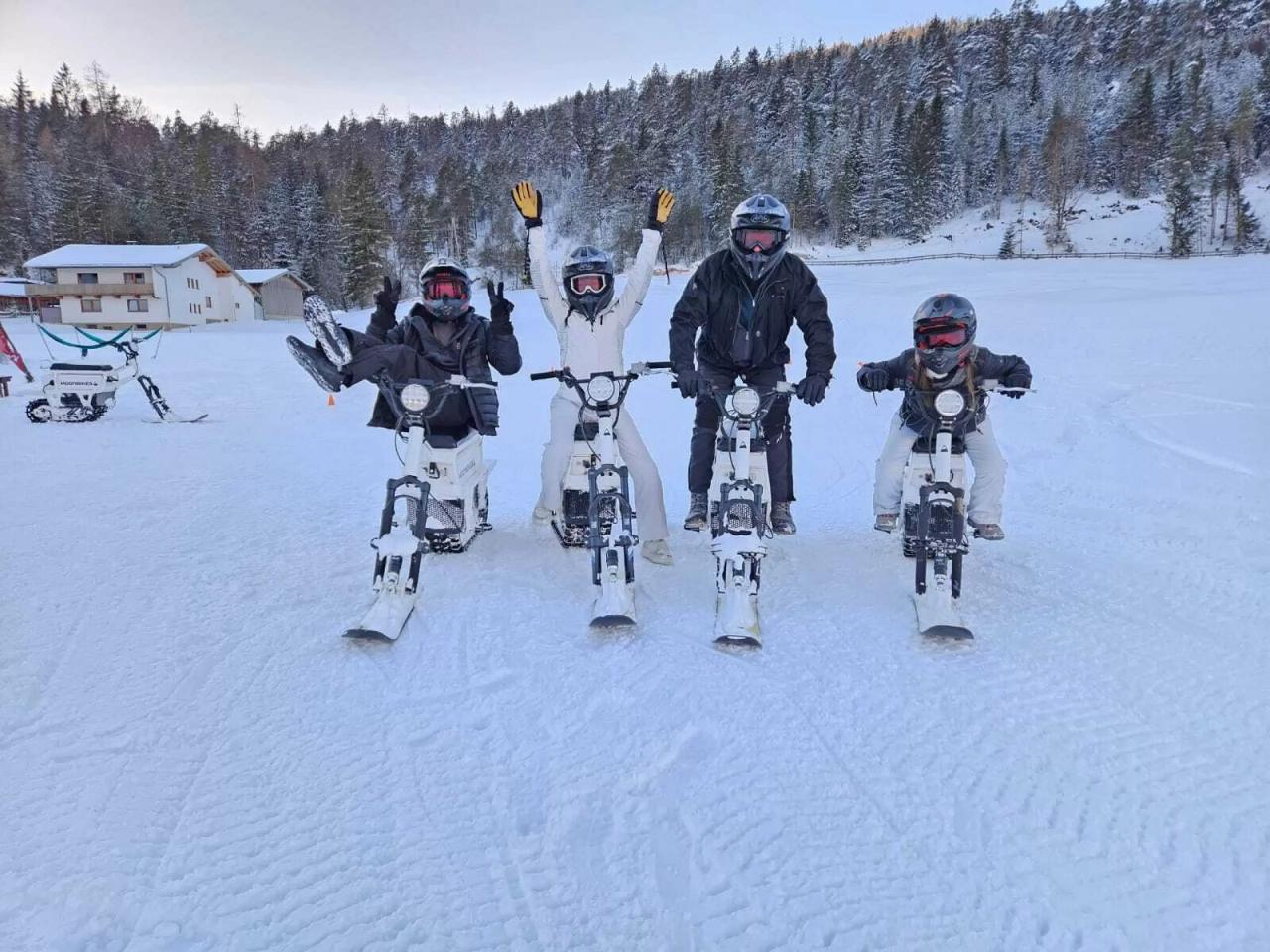 Moonbike Red - Dual Standard Battery 5 kWh